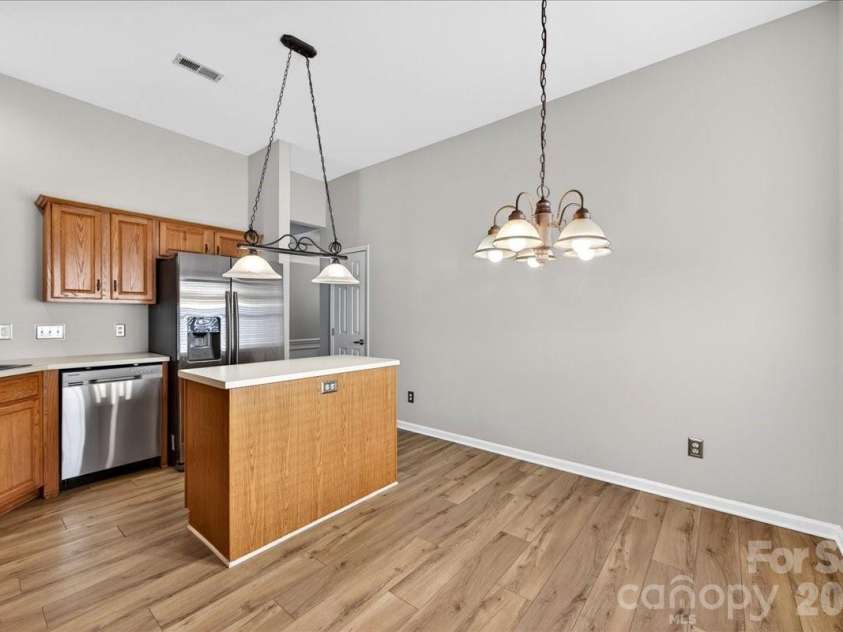 2843 Redfield Drive, Charlotte, NC 28270.  MLS# CAR4374830, YatesRealty ID 17731. 