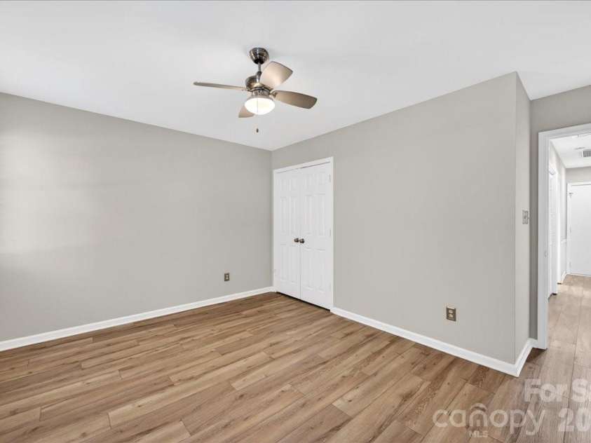 2843 Redfield Drive, Charlotte, NC 28270.  MLS# CAR4374830, YatesRealty ID 17731. 