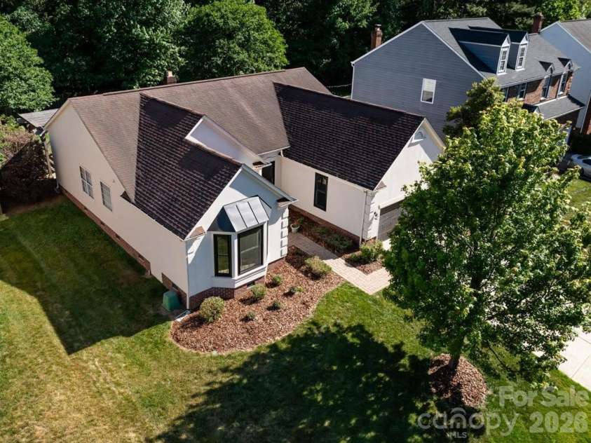 2843 Redfield Drive, Charlotte, NC 28270.  MLS# CAR4374830, YatesRealty ID 17731. 