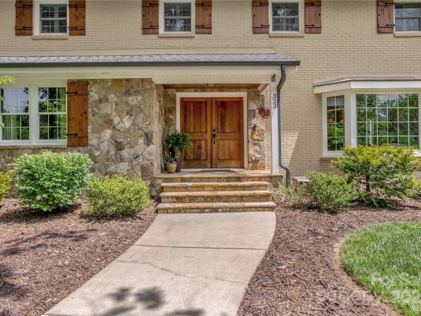 323 Richmond Road, Salisbury, NC 28144.  MLS# CAR4248939, YatesRealty ID 17731. 