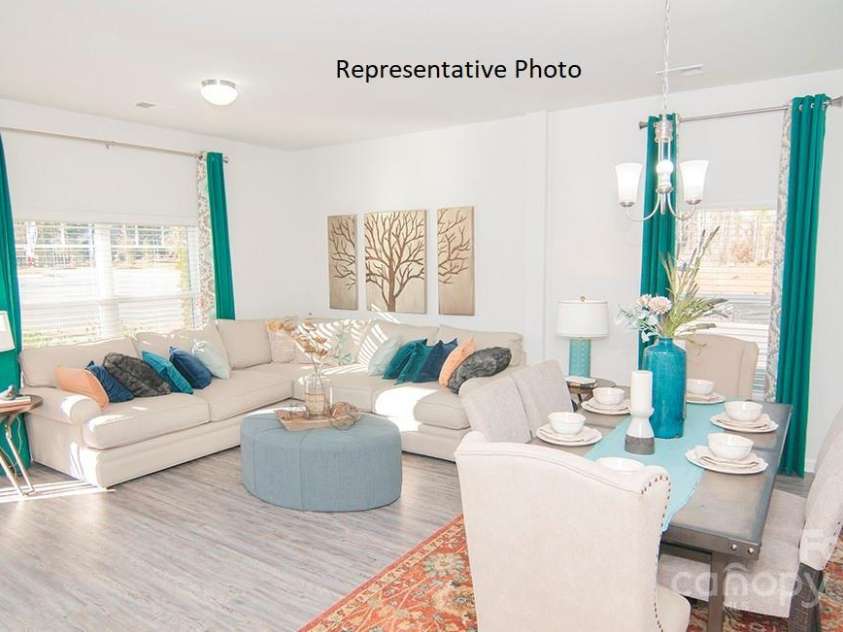 214 Giant Oak Avenue, Statesville, NC 28677.  MLS# CAR4224694, YatesRealty ID 17732. 