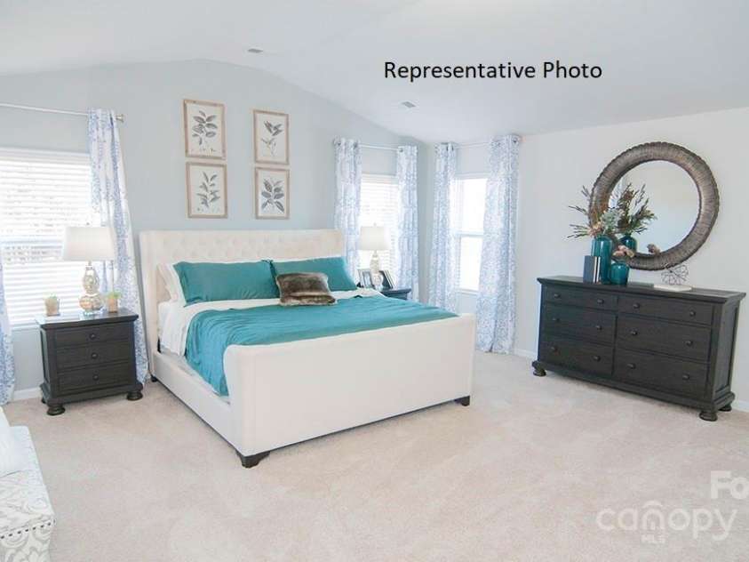 214 Giant Oak Avenue, Statesville, NC 28677.  MLS# CAR4224694, YatesRealty ID 17732. 