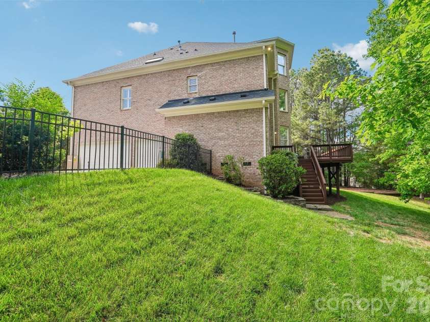 29023 Villa View Court, Fort Mill, SC 29707.  MLS# CAR4372357, YatesRealty ID 17732. 