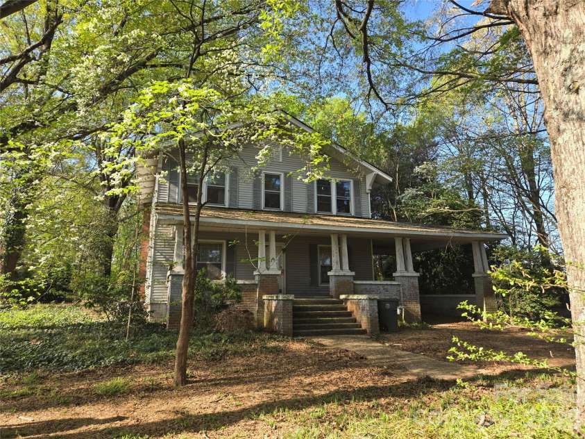 804 Emmanuel Church Road, Conover, NC 28613.  MLS# CAR4376376, YatesRealty ID 17733. FRONT ELEVATION
