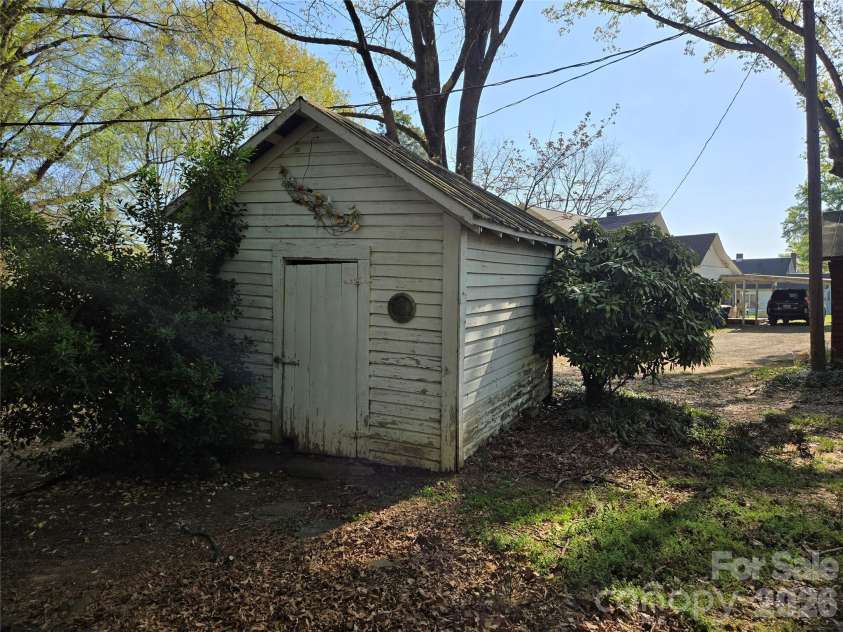 804 Emmanuel Church Road, Conover, NC 28613.  MLS# CAR4376376, YatesRealty ID 17733. OUT BUILDING
