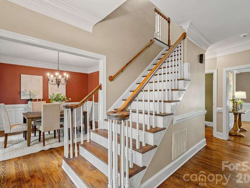 2512 Monteiane Drive, Charlotte, NC 28270.  MLS# CAR4374822, YatesRealty ID 17734. 