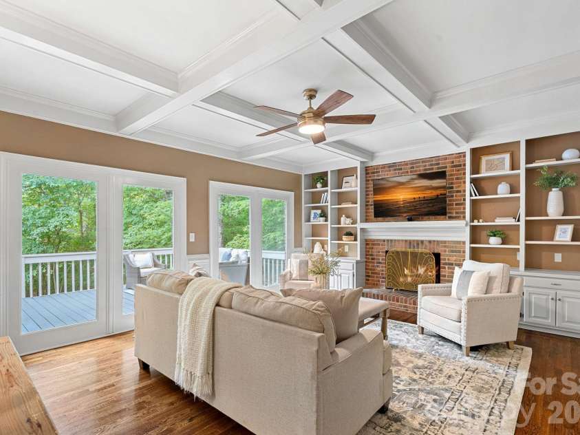 2512 Monteiane Drive, Charlotte, NC 28270.  MLS# CAR4374822, YatesRealty ID 17734. 