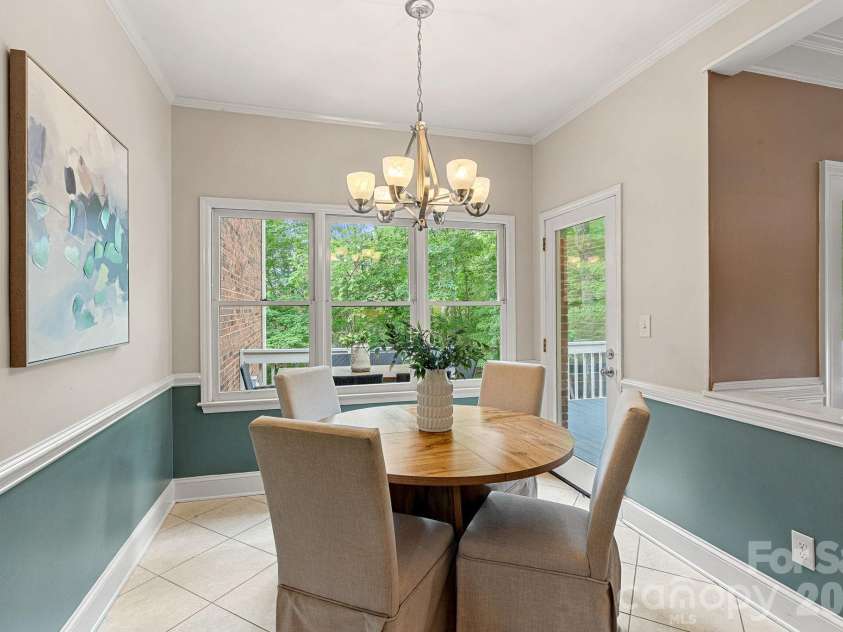 2512 Monteiane Drive, Charlotte, NC 28270.  MLS# CAR4374822, YatesRealty ID 17734. 