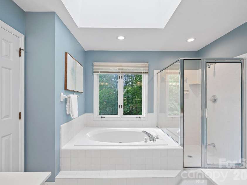 2512 Monteiane Drive, Charlotte, NC 28270.  MLS# CAR4374822, YatesRealty ID 17734. 
