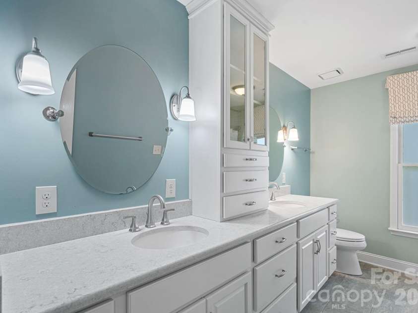 2512 Monteiane Drive, Charlotte, NC 28270.  MLS# CAR4374822, YatesRealty ID 17734. 