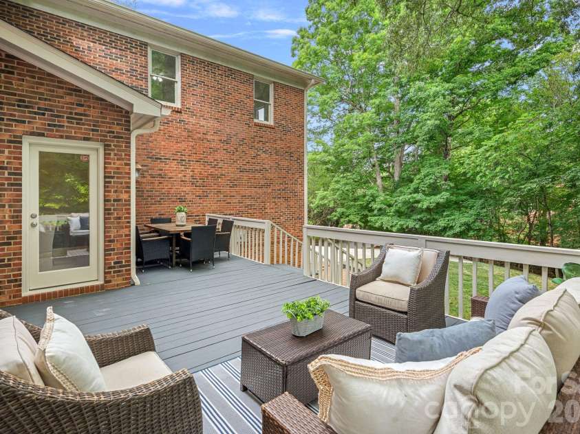 2512 Monteiane Drive, Charlotte, NC 28270.  MLS# CAR4374822, YatesRealty ID 17734. 