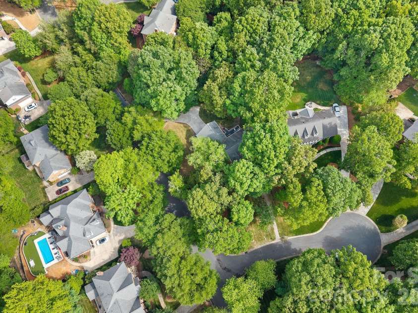 2512 Monteiane Drive, Charlotte, NC 28270.  MLS# CAR4374822, YatesRealty ID 17734. 
