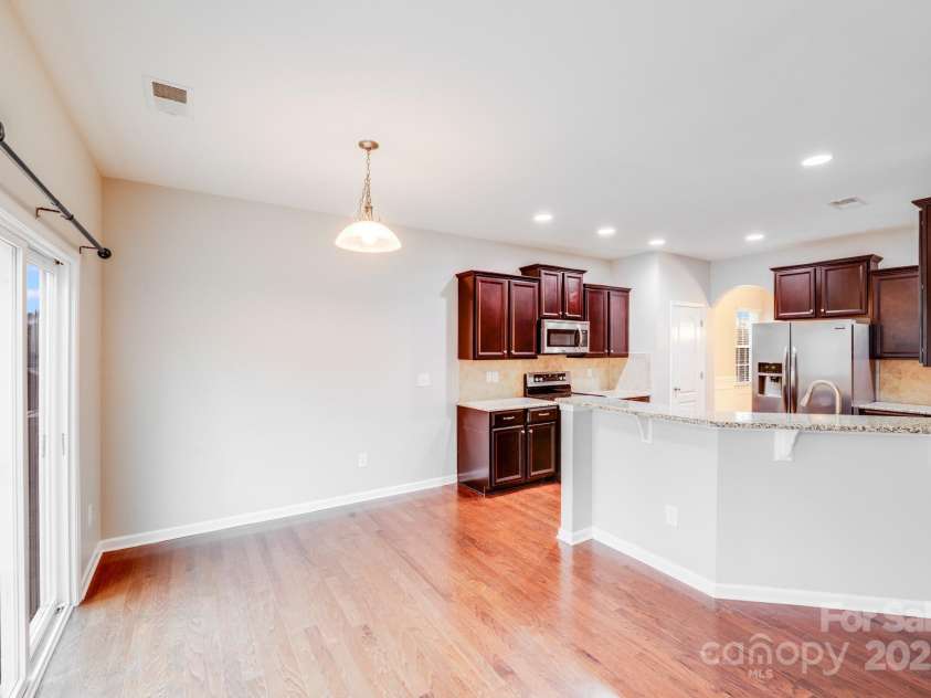 2679 Southern Trace Drive, Waxhaw, NC 28173.  MLS# CAR4227509, YatesRealty ID 17734. 