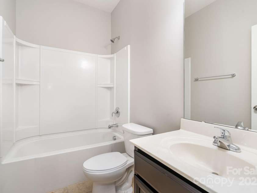 2679 Southern Trace Drive, Waxhaw, NC 28173.  MLS# CAR4227509, YatesRealty ID 17734. 