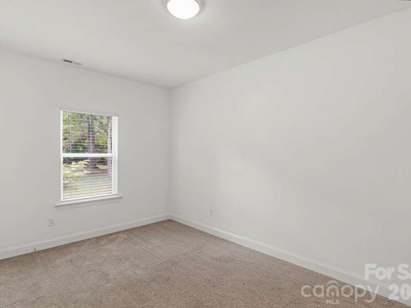 211 Baker Street, Rock Hill, SC 29730.  MLS# CAR4374605, YatesRealty ID 17735. 