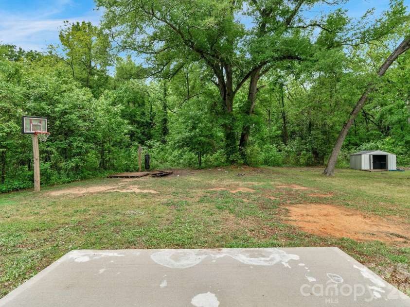 211 Baker Street, Rock Hill, SC 29730.  MLS# CAR4374605, YatesRealty ID 17735. 