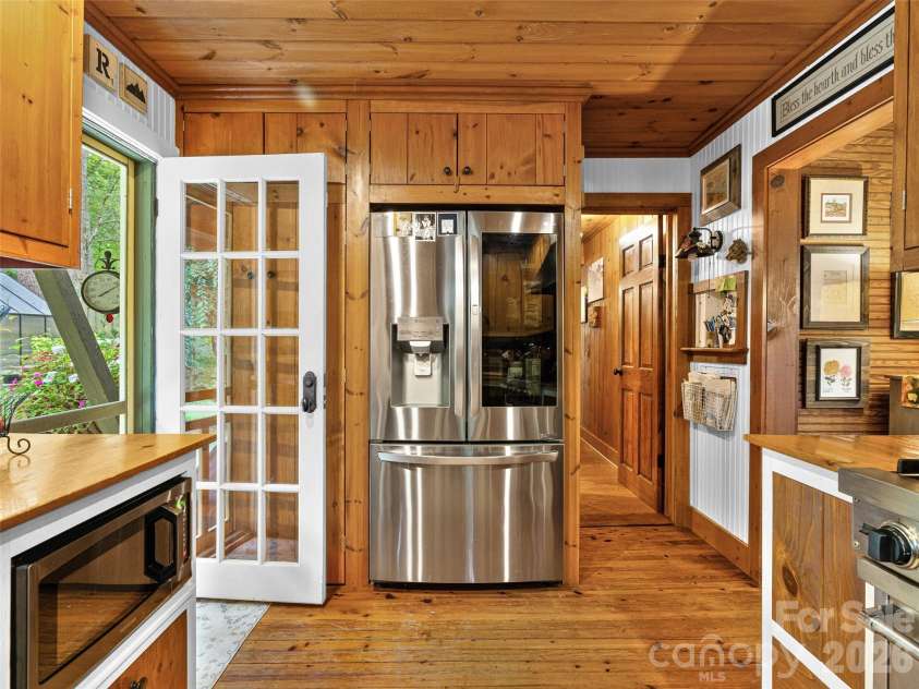 85 Chestnut Hill Road, Gerton, NC 28735.  MLS# CAR4373368, YatesRealty ID 17736. 