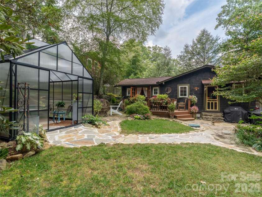 85 Chestnut Hill Road, Gerton, NC 28735.  MLS# CAR4373368, YatesRealty ID 17736. 