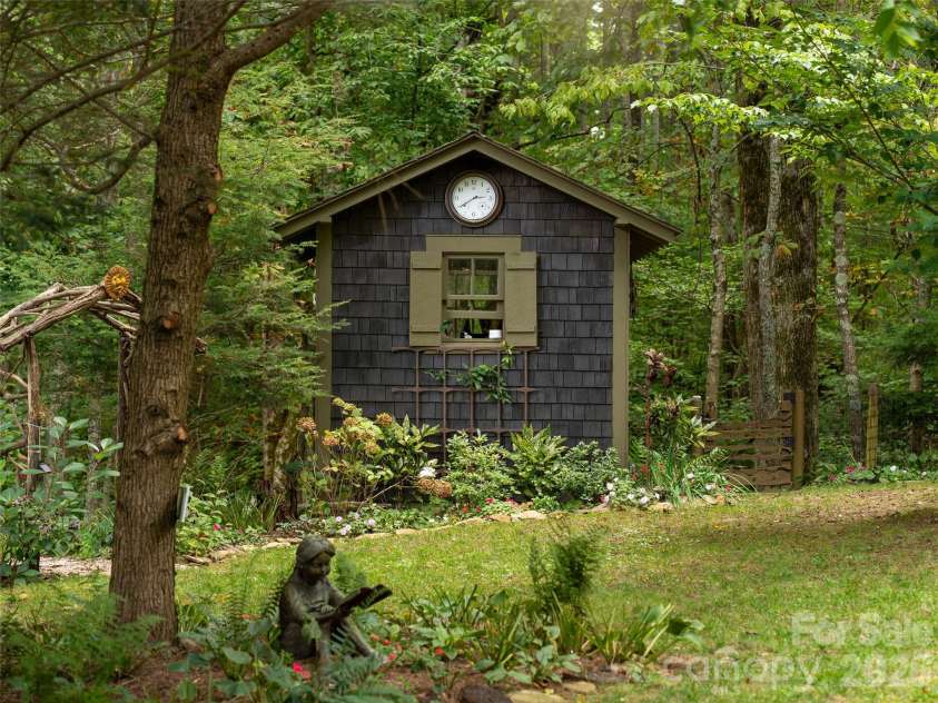 85 Chestnut Hill Road, Gerton, NC 28735.  MLS# CAR4373368, YatesRealty ID 17736. 