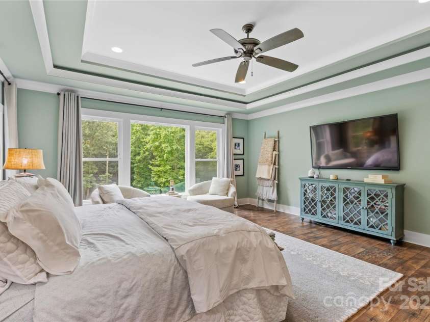 127 Tradition Lane, Mooresville, NC 28115.  MLS# CAR4165702, YatesRealty ID 17737. Double Tray Ceiling, Harwood Floors