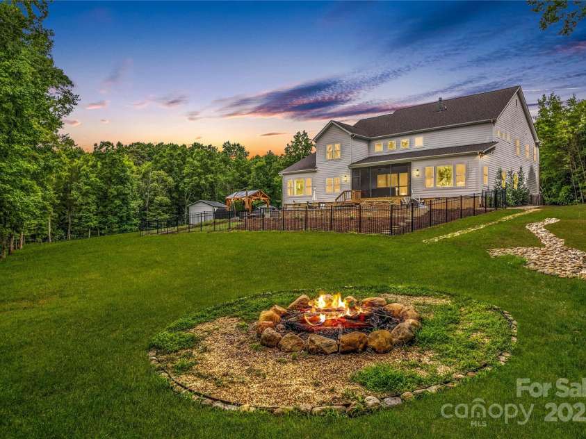 127 Tradition Lane, Mooresville, NC 28115.  MLS# CAR4165702, YatesRealty ID 17737. Evening Campfires for Relaxing