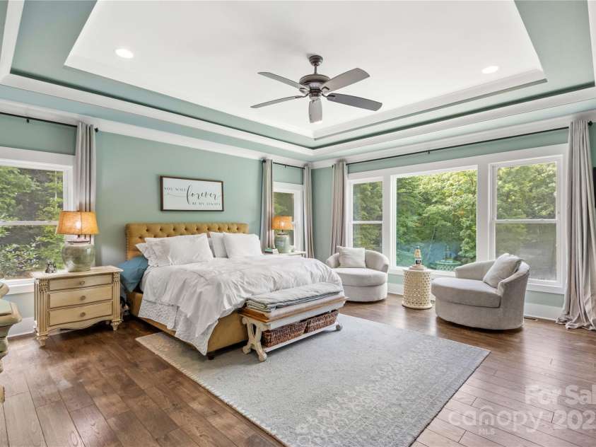 127 Tradition Lane, Mooresville, NC 28115.  MLS# CAR4165702, YatesRealty ID 17737. Glamorous Primary Bedroom, huge windows