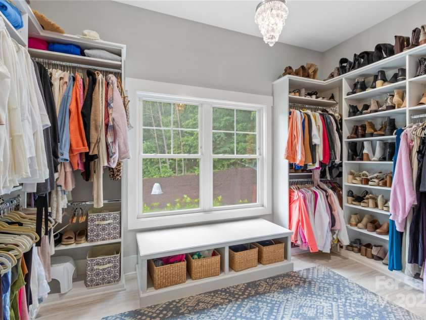127 Tradition Lane, Mooresville, NC 28115.  MLS# CAR4165702, YatesRealty ID 17737. Two Walk in Closets