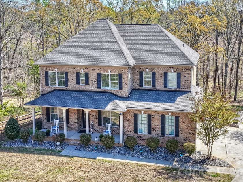461 Swift Creek Cove, Clover, SC 29710.  MLS# CAR4357380, YatesRealty ID 17738. 