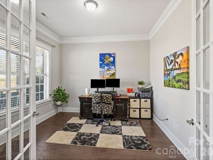 461 Swift Creek Cove, Lake Wylie, SC 29710.  MLS# CAR4357380, YatesRealty ID 17738. 