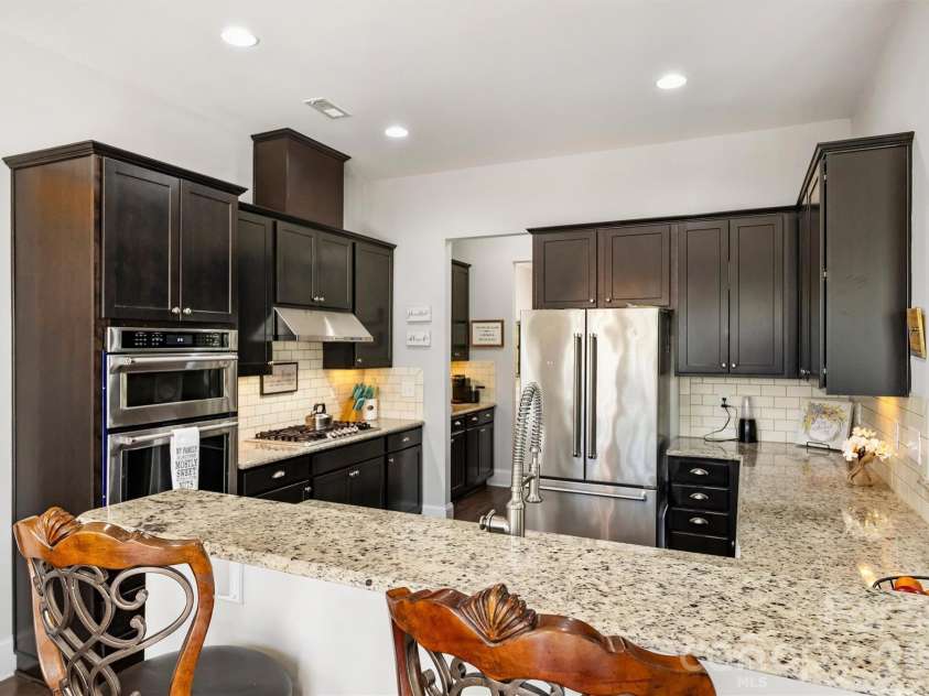 461 Swift Creek Cove, Lake Wylie, SC 29710.  MLS# CAR4357380, YatesRealty ID 17738. 