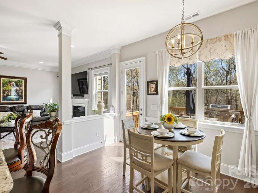 461 Swift Creek Cove, Lake Wylie, SC 29710.  MLS# CAR4357380, YatesRealty ID 17738. 
