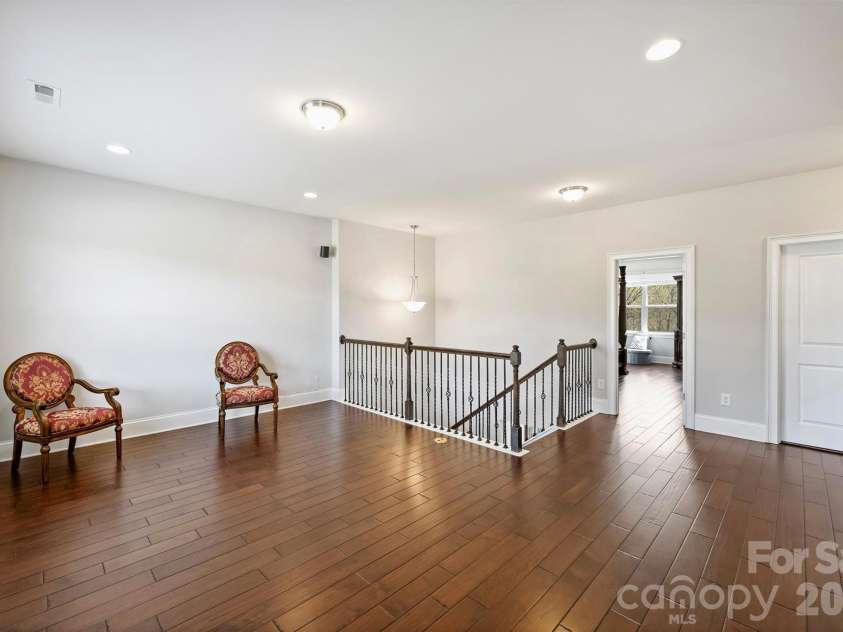 461 Swift Creek Cove, Lake Wylie, SC 29710.  MLS# CAR4357380, YatesRealty ID 17738. 