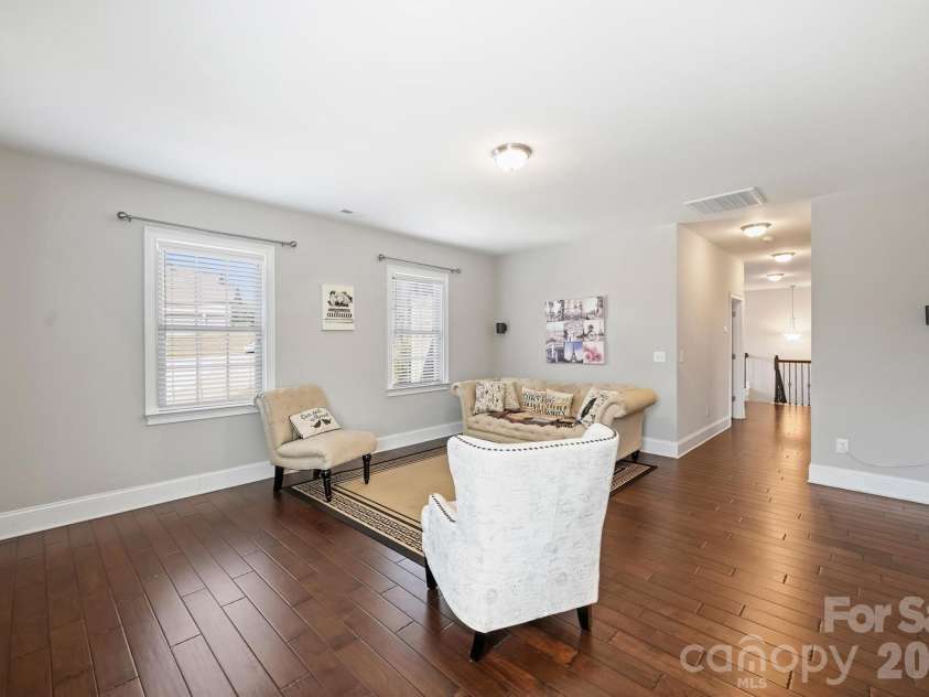 461 Swift Creek Cove, Lake Wylie, SC 29710.  MLS# CAR4357380, YatesRealty ID 17738. 
