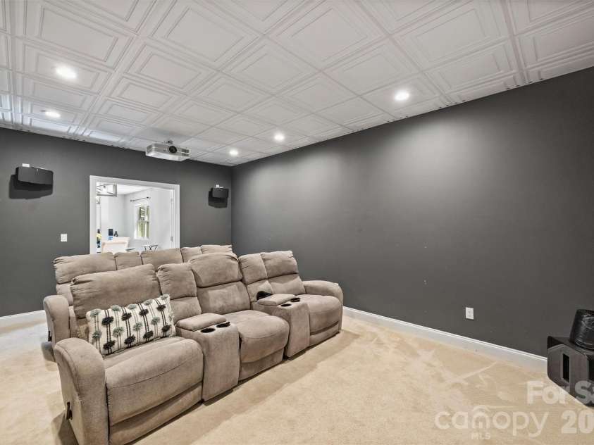 461 Swift Creek Cove, Lake Wylie, SC 29710.  MLS# CAR4357380, YatesRealty ID 17738. 