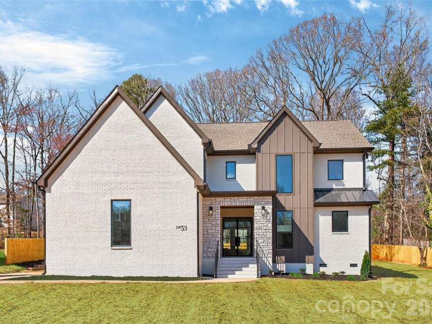 53 Bowen Drive, Belmont, NC 28012.  MLS# CAR4352516, YatesRealty ID 17739. 