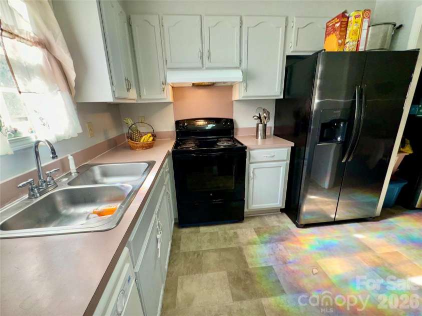 1019 7th Avenue, Gastonia, NC 28052.  MLS# CAR4346419, YatesRealty ID 1774. 