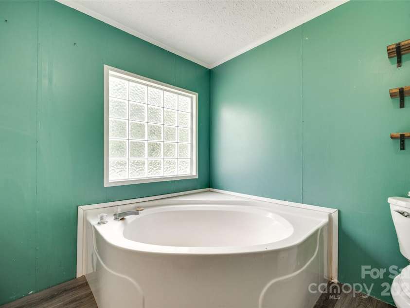 284 Cedar Grove Road, Clover, SC 29710.  MLS# CAR4266509, YatesRealty ID 17740. 