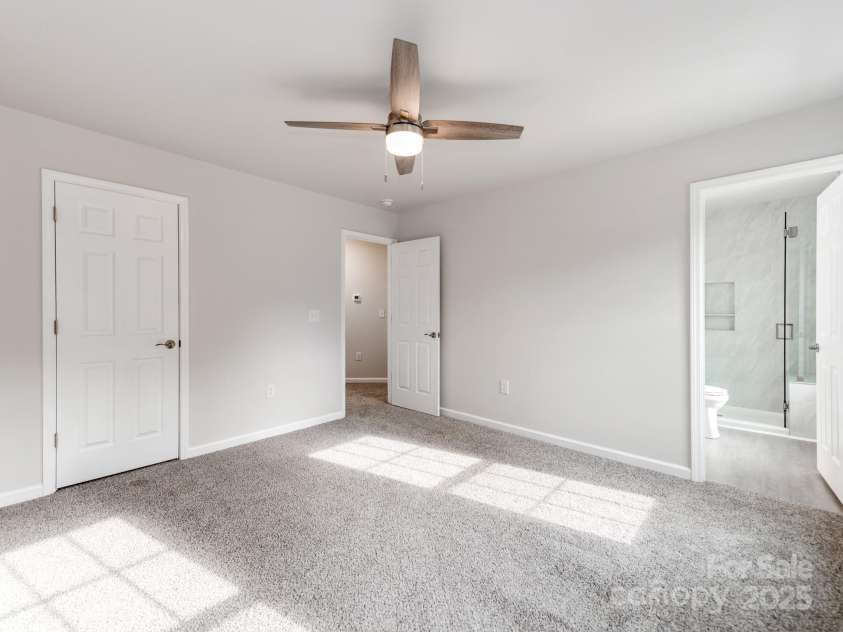 570 Key West Avenue, Kannapolis, NC 28081.  MLS# CAR4238663, YatesRealty ID 17741. 