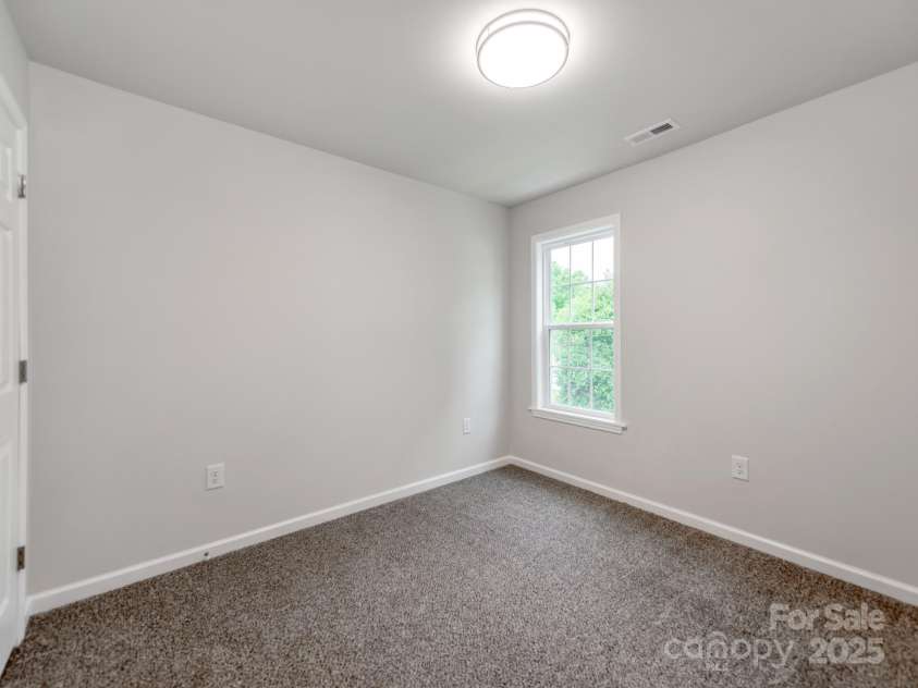 570 Key West Avenue, Kannapolis, NC 28081.  MLS# CAR4238663, YatesRealty ID 17741. 