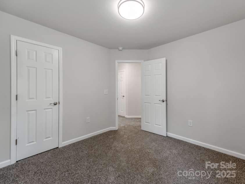 570 Key West Avenue, Kannapolis, NC 28081.  MLS# CAR4238663, YatesRealty ID 17741. 