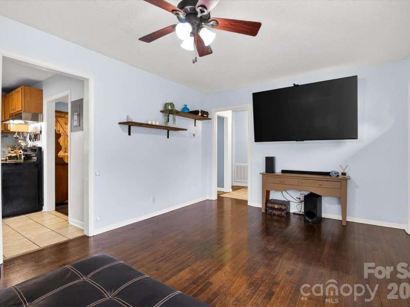 214 Brookwood Road, Belmont, NC 28012.  MLS# CAR4374596, YatesRealty ID 17742. 