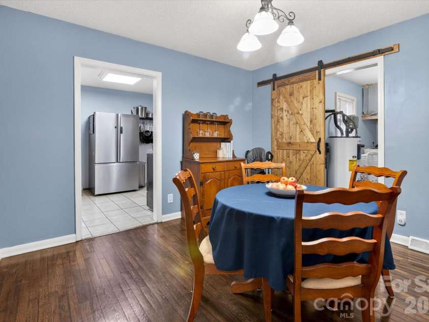 214 Brookwood Road, Belmont, NC 28012.  MLS# CAR4374596, YatesRealty ID 17742. 