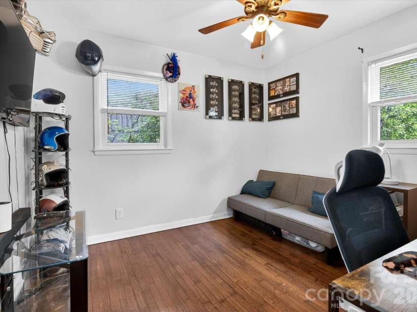 214 Brookwood Road, Belmont, NC 28012.  MLS# CAR4374596, YatesRealty ID 17742. 