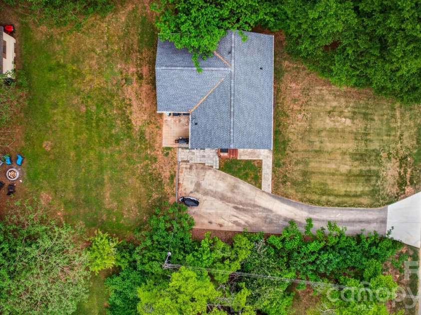 214 Brookwood Road, Belmont, NC 28012.  MLS# CAR4374596, YatesRealty ID 17742. 