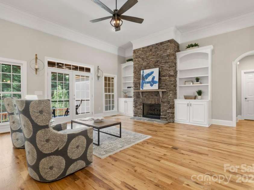 4150 Summit Ridge Lane, Denver, NC 28037.  MLS# CAR4211317, YatesRealty ID 17742. 