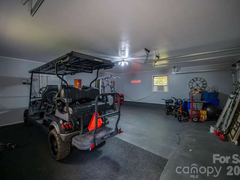 704 Dogwood Drive, Lincolnton, NC 28092.  MLS# CAR4374250, YatesRealty ID 17743. 