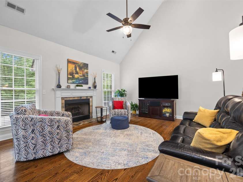 5625 Weavers Row, Gastonia, NC 28056.  MLS# CAR4374207, YatesRealty ID 17744. 