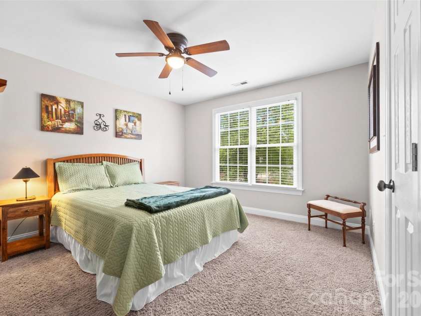 5625 Weavers Row, Gastonia, NC 28056.  MLS# CAR4374207, YatesRealty ID 17744. 