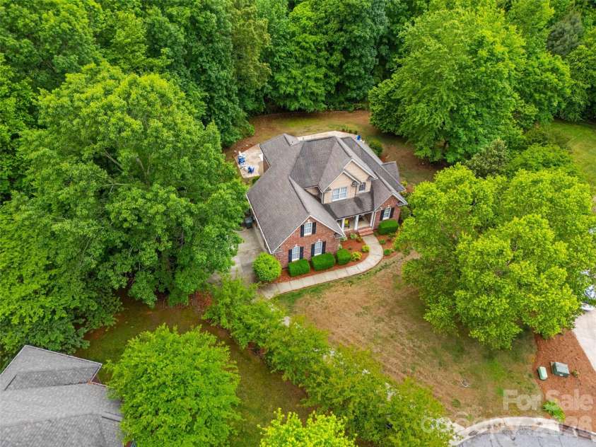 5625 Weavers Row, Gastonia, NC 28056.  MLS# CAR4374207, YatesRealty ID 17744. 