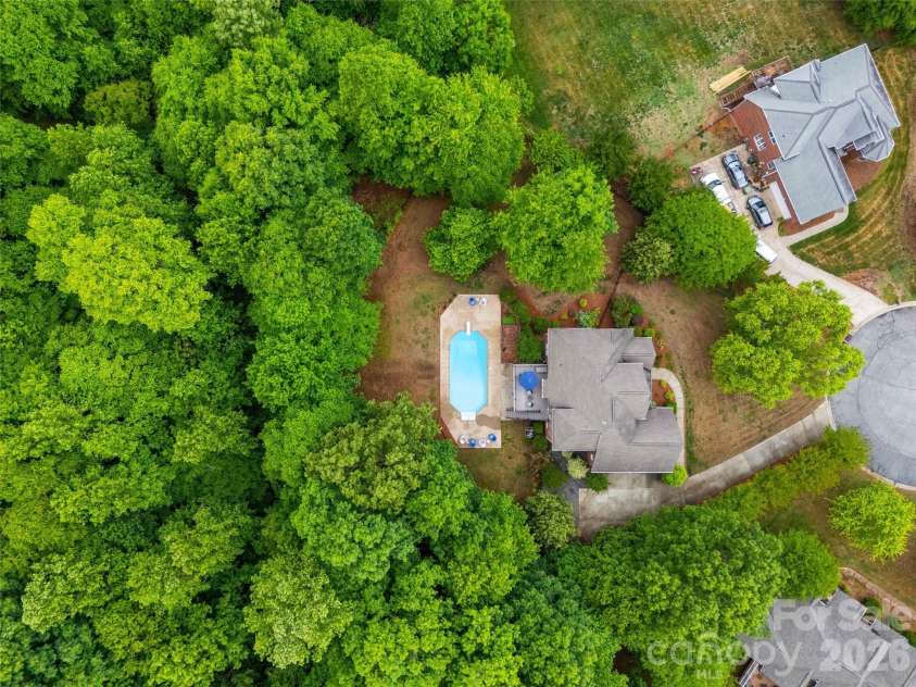 5625 Weavers Row, Gastonia, NC 28056.  MLS# CAR4374207, YatesRealty ID 17744. 